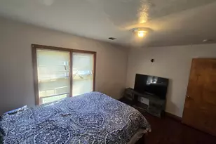 566 Hirsch Ave, Calumet City, IL 60409 - Photo 18