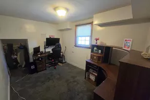 566 Hirsch Ave, Calumet City, IL 60409 - Photo 22