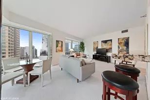 57 E Delaware Pl, Chicago, IL 60611 - Photo 4