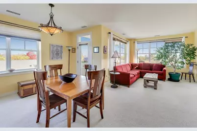 977 Harris Road #34, Grayslake, IL 60030 - Photo 4