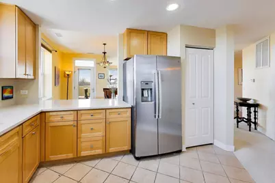 977 Harris Road #34, Grayslake, IL 60030 - Photo 8