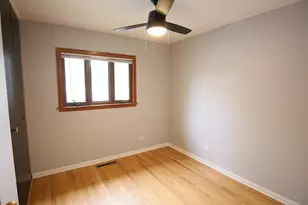 244 Thomas St, Park Forest, IL 60466 - Photo 10