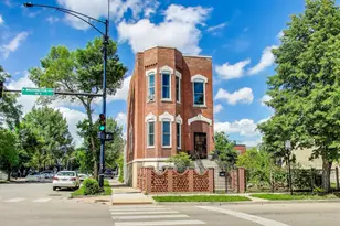 2058 W Washington Blvd, Chicago, IL 60612 - Photo 2