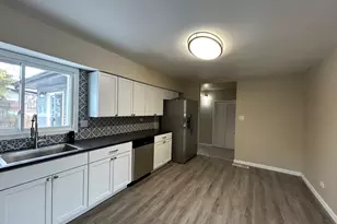 176 Craig Dr, Chicago Heights, IL 60411 - Photo 6