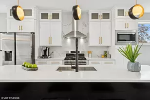 8524 Center Ave, River Grove, IL 60171 - Photo 10