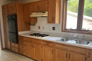 565 Northwestern Ave, South Beloit, IL 61080 - Photo 10