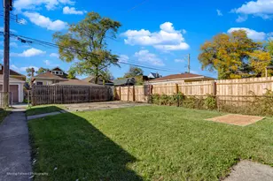 9222 S Ada St, Chicago, IL 60620 - Photo 4