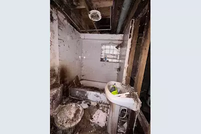 7450 S Colfax Avenue, Chicago, IL 60649 - Photo 34