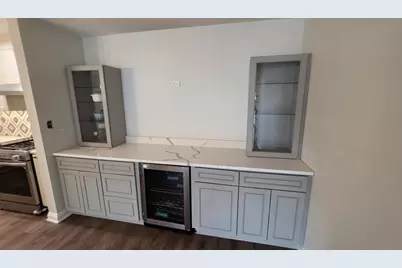 6800 N California Avenue #2M, Chicago, IL 60645 - Photo 4