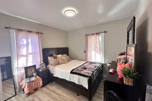 131 N Kendall St, Aurora, IL 60505 - Photo 12