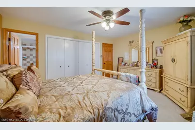 12152 Forestview Drive, Orland Park, IL 60467 - Photo 16