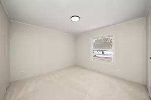 36 Maple Ridge Dr, Manteno, IL 60950 - Photo 14