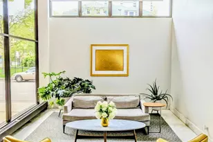 6171 N Sheridan Rd, Chicago, IL 60660 - Photo 2