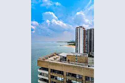 6171 N Sheridan Road #402, Chicago, IL 60660 - Photo 4