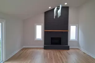 19013 Amlin Ln, Country Club Hills, IL 60478 - Photo 4