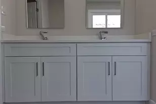 19013 Amlin Ln, Country Club Hills, IL 60478 - Photo 10