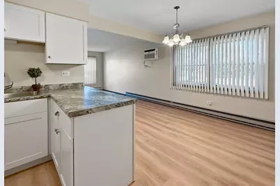 2025 Maple Road #1E, Homewood, IL 60430 - Photo 6