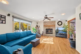 317 Francis Ct, Manhattan, IL 60442 - Photo 6