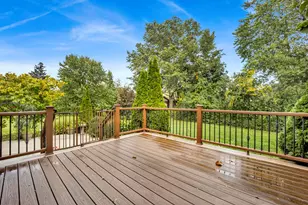 823 N Harrow Ct, Addison, IL 60101 - Photo 34