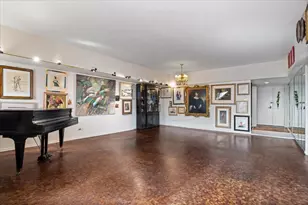 175 E Delaware Pl, Chicago, IL 60611 - Photo 8