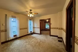 138 N Brown St, Genoa, IL 60135 - Photo 6