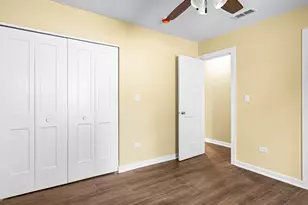 422 Sherman St, Joliet, IL 60433 - Photo 12