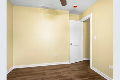 422 Sherman Street, Joliet, IL 60433 - Photo 16