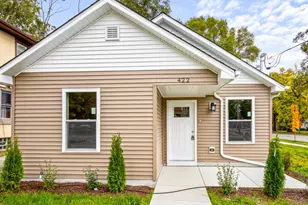 422 Sherman St, Joliet, IL 60433 - Photo 1