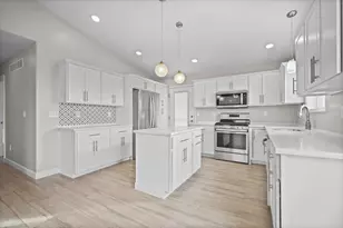 52 Winding Wy, Bloomington, IL 61705 - Photo 18