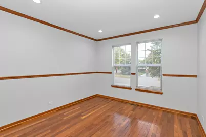 3311 Lafayette Street, Elgin, IL 60123 - Photo 4