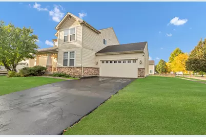 3311 Lafayette Street, Elgin, IL 60123 - Photo 2