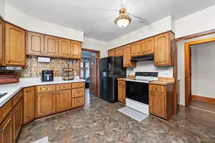 640 2nd St, Crete, IL 60417 - Photo 10