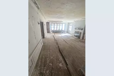 6740 S Oglesby Avenue #2, Chicago, IL 60649 - Photo 2