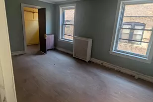 6740 S Oglesby Ave, Chicago, IL 60649 - Photo 12