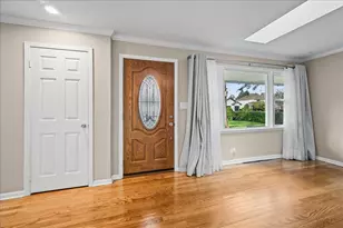 203 Coldren Dr, Prospect Heights, IL 60070 - Photo 4