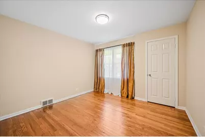 203 Coldren Drive, Prospect Heights, IL 60070 - Photo 14