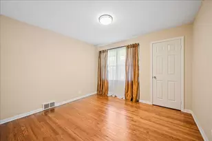 203 Coldren Dr, Prospect Heights, IL 60070 - Photo 14