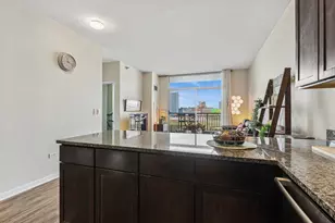 1134 W Granville Ave, Chicago, IL 60660 - Photo 6