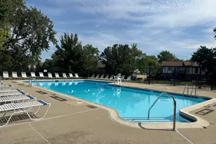 22 Waterbury Ln, Schaumburg, IL 60193 - Photo 22