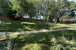 22 Waterbury Ln, Schaumburg, IL 60193 - Photo 20