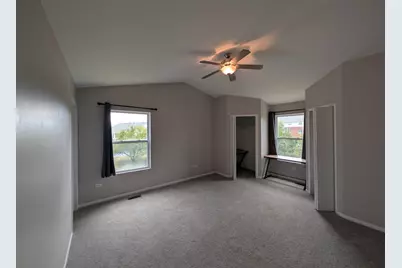 671 Fieldcrest Drive, South Elgin, IL 60177 - Photo 10