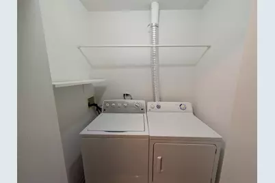 671 Fieldcrest Drive, South Elgin, IL 60177 - Photo 22