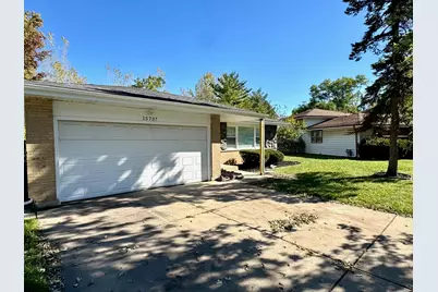 15737 Dante Drive, South Holland, IL 60473 - Photo 2
