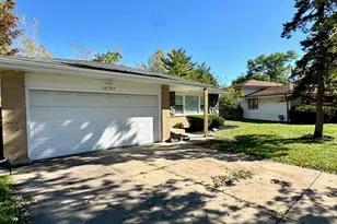 15737 Dante Dr, South Holland, IL 60473 - Photo 2