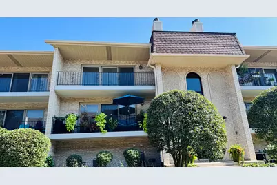 9004 Del Prado Drive #2N, Palos Hills, IL 60465 - Photo 2