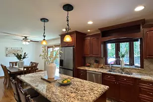 11637 Brookview Ln, Orland Park, IL 60467 - Photo 6