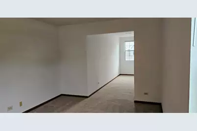 301 Village Creek Drive #2A, Lake in the Hills, IL 60156 - Photo 10