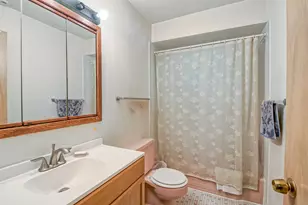 3026 Glenway Dr, Northbrook, IL 60062 - Photo 14