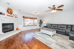 7912 172nd Pl, Tinley Park, IL 60477 - Photo 10