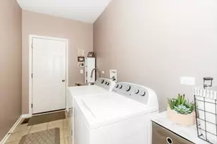 1284 Olive Ln, Hampshire, IL 60140 - Photo 24